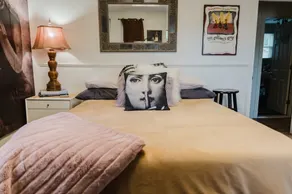 Entire place/Free parking -Minutes from downtown - Image 2