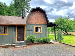 The Peaceful Hidden House, Bed & Breakfast - Image 2