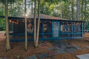 Waterfront Willow Cabin near Lake George, Saratoga - Image 5