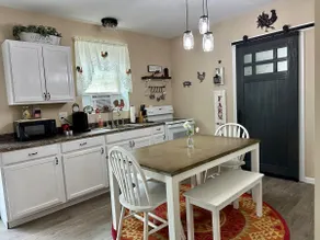Country getaway with Private Entrance - Image 5
