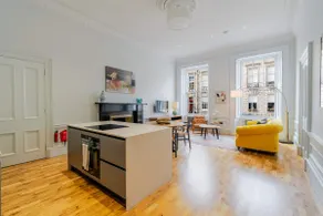 Drake Suite - City Centre 1 Bed Apartment - Image 3