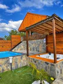 Sapanca Bamboo Chalet with Heated Pool + Jacuzzi - Image 5