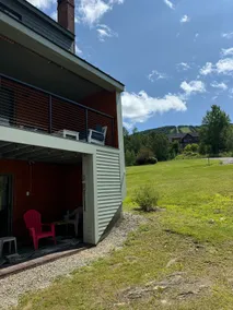 Cozy 1 Bedroom Condo Right On The Trails - Image 3