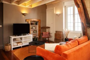 Apartment with terrace in Châteauroux, Centre-Val de Loire region - Image 5