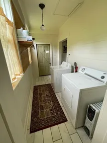 Rustic cabin - Image 4