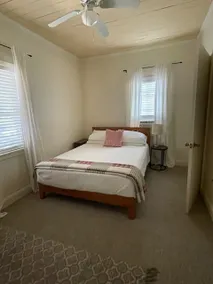 Rustic cabin - Image 3