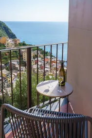 Luxury 1BR Apt in Rio with Sweeping Sea Views - Image 4