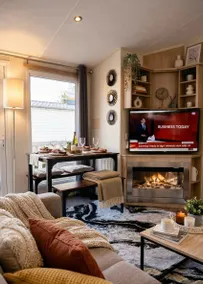F43 Superior Sleeps 6 Free Parking 2 Showers - Image 2