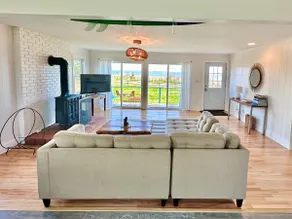 Mastic Beach Surf House - Image 5