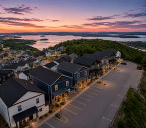 Lake & Mnt Views, Hot Tub, Group & Private Spaces! Near Branson Attractions - Image 4
