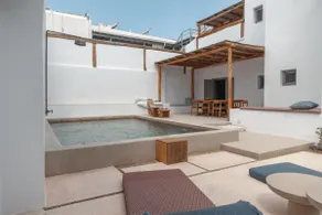 Siora of Paros - Admiral's - Image 3