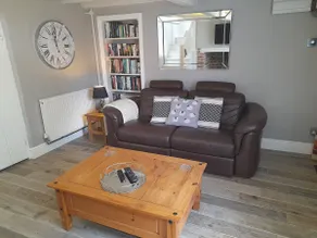Mayflower Cottage - Image 2