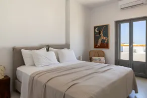 Siora of Paros - Ammiralis & Castelis - Image 4