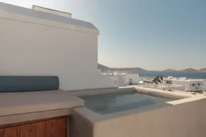 Siora of Paros - Ammiralis & Castelis - Image 2