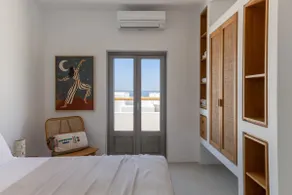 Siora of Paros - Ammiralis & Castelis - Image 5