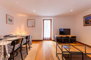 Renovated Apartment: Downtown Annecy - Image 2