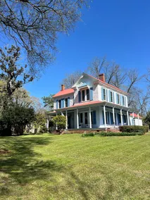 Where history and modern living come together - Image 2