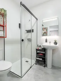 NEW! Elegant Apartment with Patio in Madrid centre - Image 5