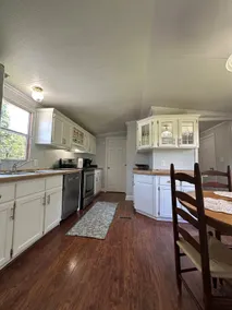 Private 3BR mobile home w/ large backyard. - Image 5