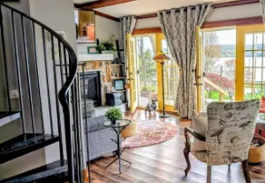 Mississippi Overlook Cottage. Dogs welcome. - Image 2