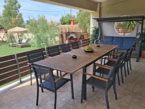 George's family friendly maisonette with great exterior - Image 5
