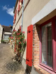 Maison Jeanne D'arc, au Cœur de la Cité Médiévale - Image 3