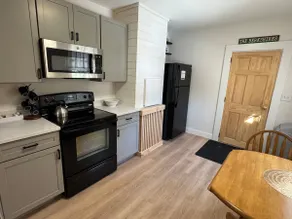 Charming Farmhouse Apt Near Williams College - Image 2