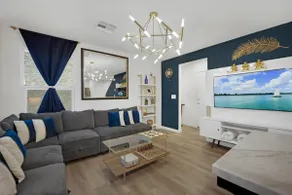 3-Bedroom off The Strip Relaxing Retreat - Image 5