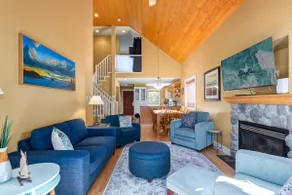 Fully-equipped near Rathtrevor Beach! - Image 2