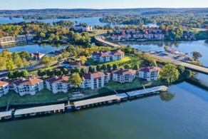 'Lakeview Blue Oasis' in Hot Springs: Lake Access - Image 5