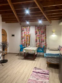 “Villa Dei Fiori.” Studio 3. Renovated 03/2026 - Image 4