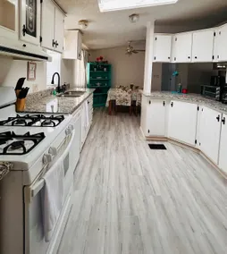 Special Price Amazing views new remodel 3br2ba - Image 3