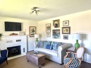 Lewisburg’s Southern Bell, a charming bungalow with a Southern feel! - Image 2