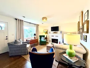 Lewisburg's Southern Bell, a charming Bungalow that's blocks from downtown! - Image 4