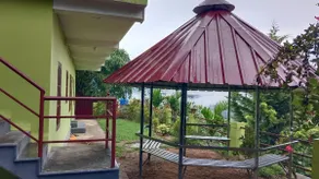 2 Bed room riverside cottage with mountain view - Image 5