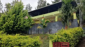 2 Bed room riverside cottage with mountain view - Image 4