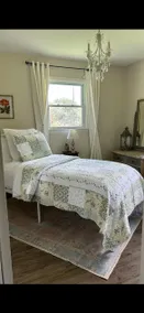 Comfy Farmhouse Cottage, Fully Equipped! - Image 5