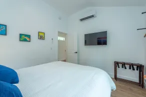 Peaceful Getaway 10 Min to Downtown & 4 to Parkway - Image 3