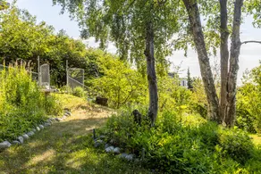 Sleeping Lady Retreat | Chef's Kitchen | Views - Image 5