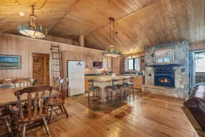 Woods Cabin- Golf + Ski - Image 3