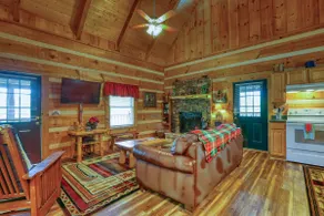 PrivateTwo Bedroom Log Cabin near Pigeon Forge - Image 3