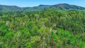 PrivateTwo Bedroom Log Cabin near Pigeon Forge - Image 5