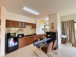 04 - 2BR rooftop pool (families & couples only) - Image 4
