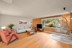 Relaxing Lakeside Bungalow,Steps to Lake Samish Park to enjoy lake activities - Image 3