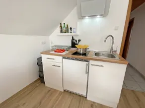 Jacky & Daniel's Apartments Top 2 - Image 3
