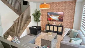 3BR Cozy Haven with Hot Tub and BBQ Near Niagara Falls - Image 5