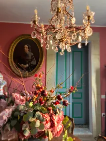 Cozy 19th century double bedroom - Image 3