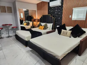 *Private Guest House w/ Free Parking| 10 min DWTN - Image 3
