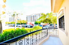Sunlit Serenity: Spacious Garden in Rehab City” - Image 4