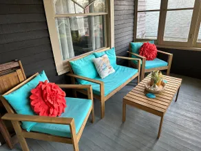 Bird’s Eye View -cozy cottage w/ screened in porch - Image 2